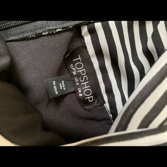 Stripped Ruffle Skirt - Picture 3 of 3